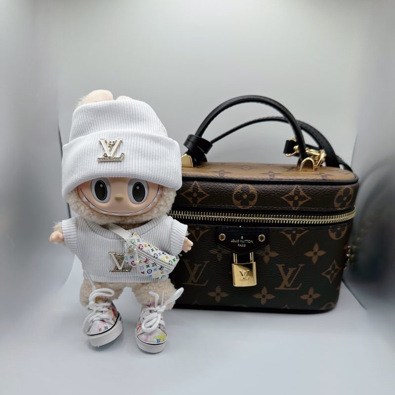 Labubu LV Streetwear White Knit Wool Suit - Image 2